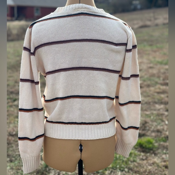 Vintage Etienne Aigner sweater. Cream. Striped. Granny sweater. Boho sweater - Picture 4 of 6